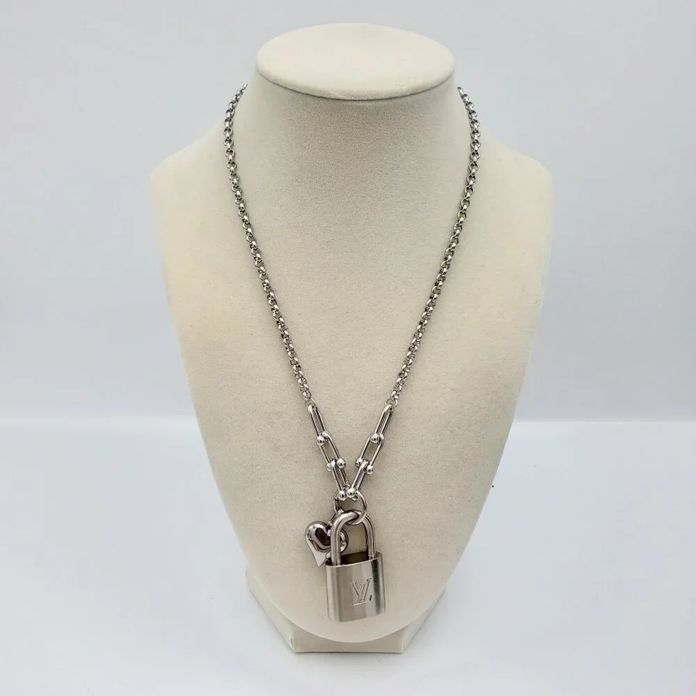 Authentic Louis Vuitton Padlock w/Unbranded Stainless Steel Plated Silver Chain - Picture 9 of 12